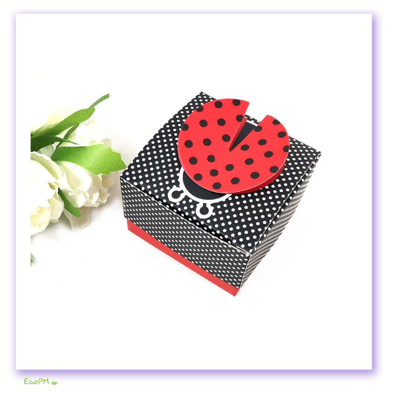 ladybug-charm-favor-box-polka-dot-design.png