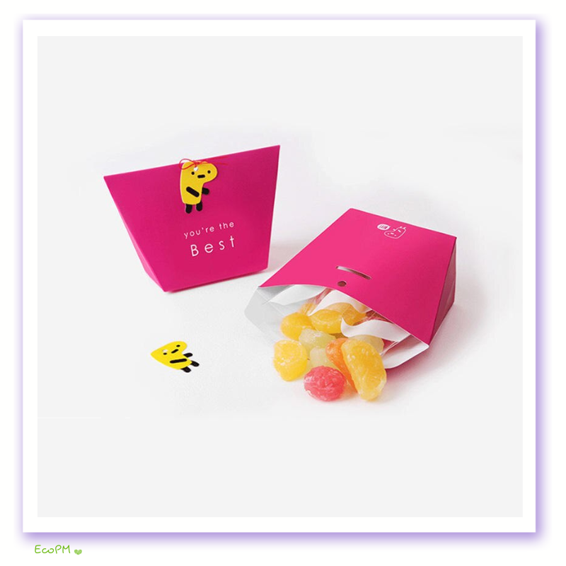 bright-pink-inspirational-animal-favor-boxes-candies.png