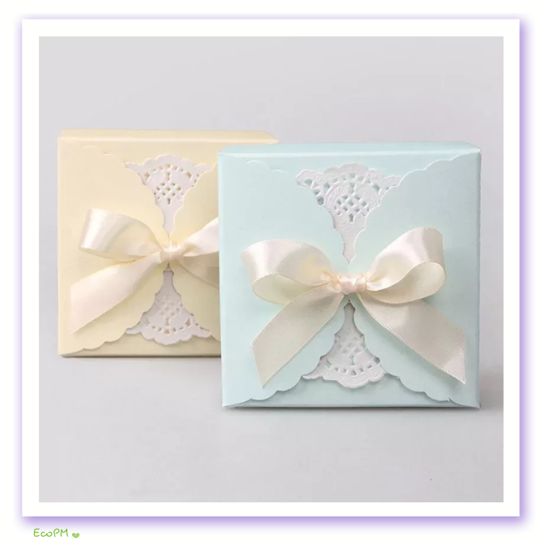 pastel-favor-boxes-with-satin-bows.png