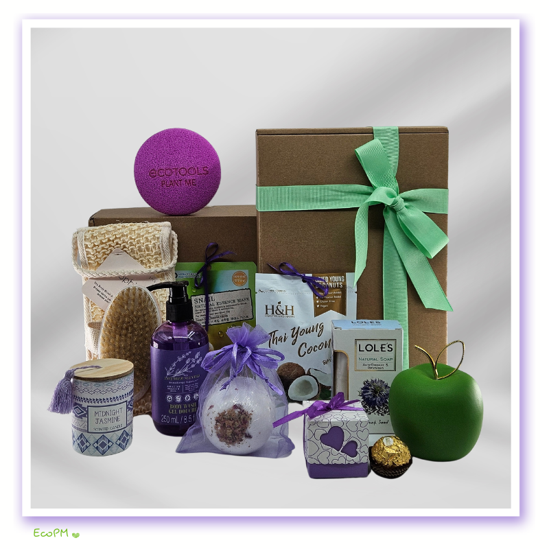 lavender-bliss-eco-gift-box-products.png Lavender Bliss Eco Gift Box with products displayed outside the box