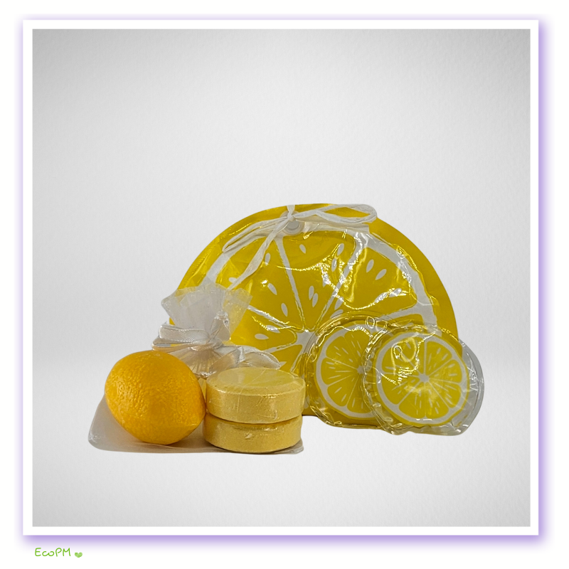 lemon-themed-eco-friendly-bath-accessories.jpg Lemon-themed gift set with candles and lemon slices in yellow box