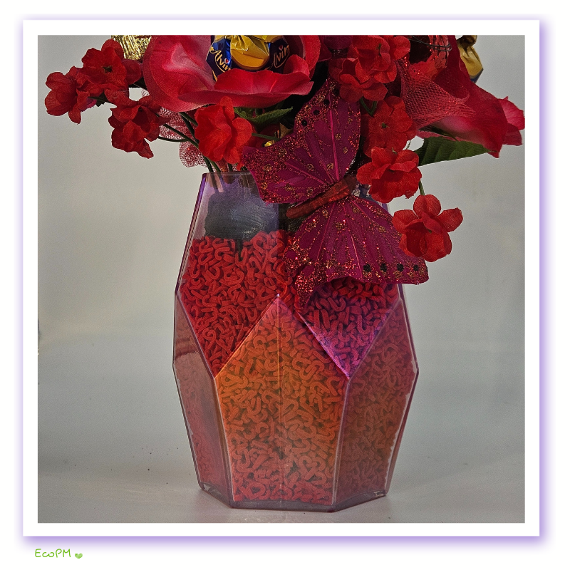 ruby-romance-chocolate-arrangement-vase