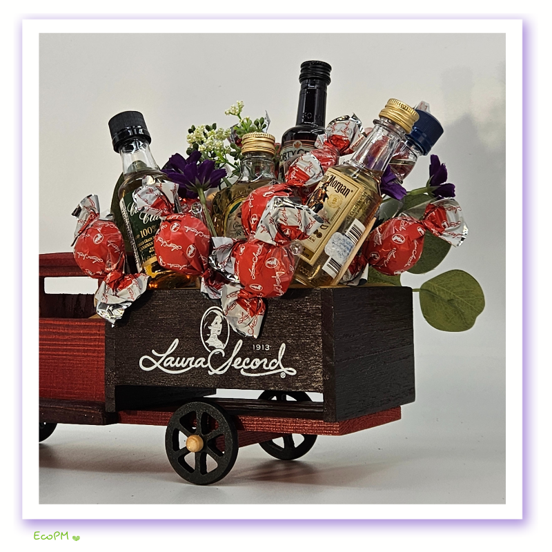 vintage-delight-liquor-chocolate-truck-closeup Close-up of Vintage Delight Liquor and Chocolate Truck with mini liquors and chocolates